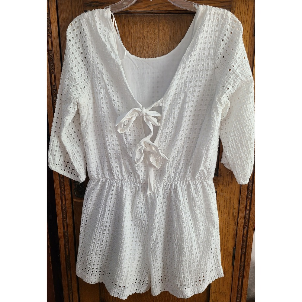 Lilka Anthropologie White Eyelet Romper Open Back Tie 3/4 Sleeve Medium - Picture 2 of 9